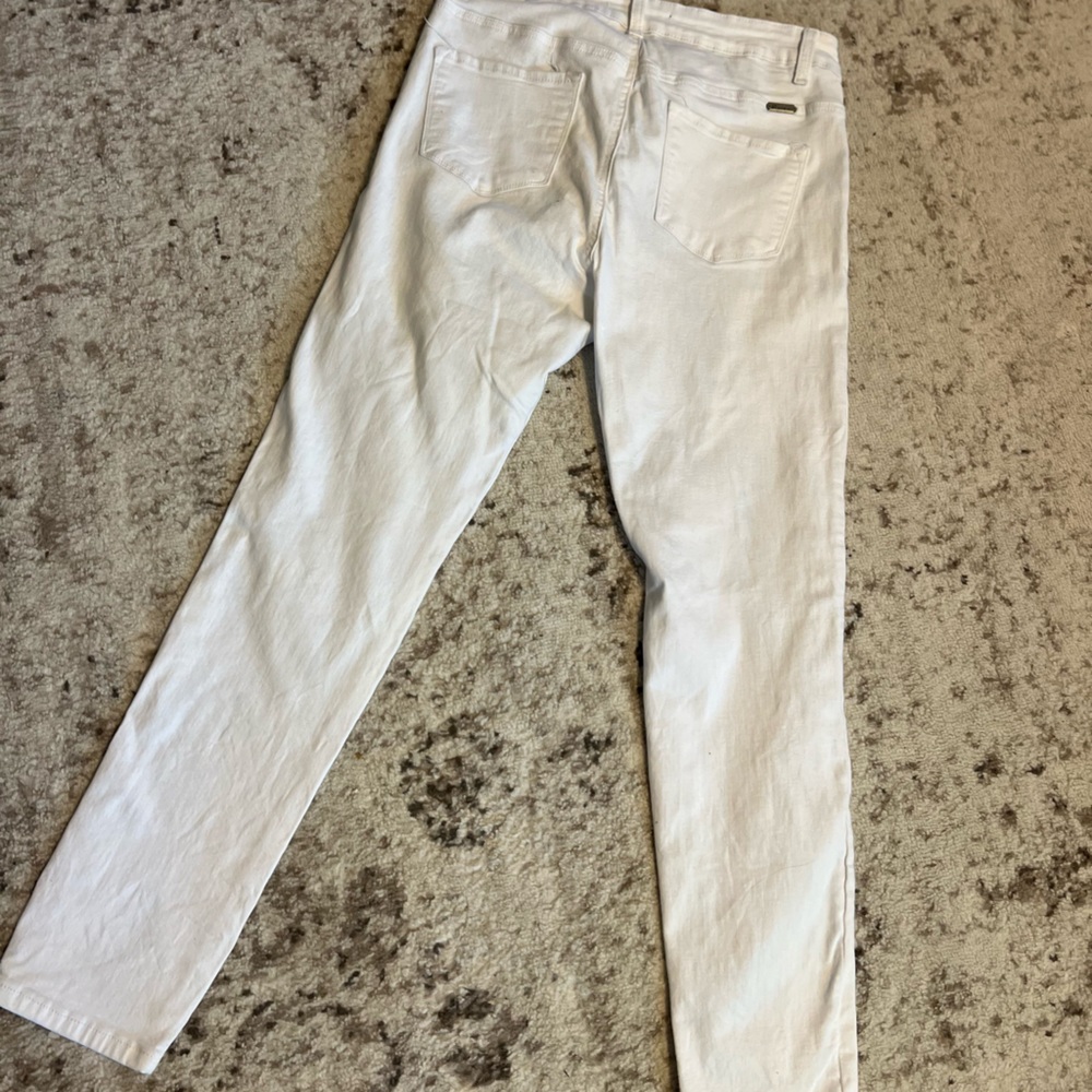 KanCan size 15 / 31 waist white denim jeans